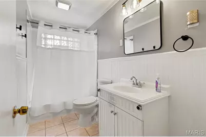 9846 Vasel Drive, Saint Louis, MO 63123 - Photo 19