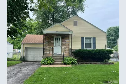 3605 Saint Gregory Lane, Saint Ann, MO 63074 - Photo 1