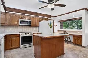 81 Cinnamon Tree Ct, Saint Charles, MO 63304 - Photo 13