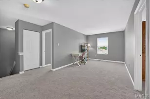 627 Hunt Run Dr, Wentzville, MO 63385 - Photo 17