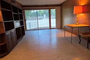137 Woodridge Rd, Saint Louis, MO 63122 - Photo 17
