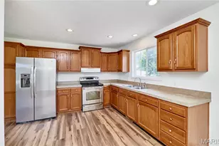 360 Julie Ct, Elsberry, MO 63343 - Photo 21