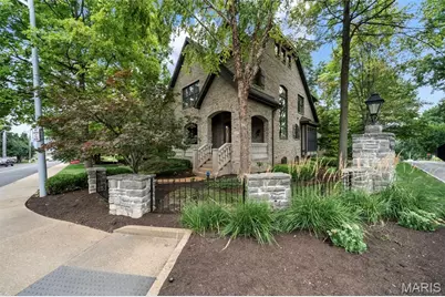 165 Gay Avenue, Clayton, MO 63105 - Photo 59