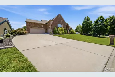 302 Crystal Brook Court, Lake Saint Louis, MO 63367 - Photo 51