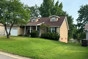 38 W Garden Walk Dr, Saint Peters, MO 63376 - Photo 1