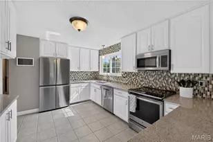 1045 Terracewood Cir, Unincorporated, MO 63011 - Photo 15