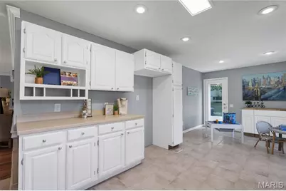 1944 Pepperrell Drive, Saint Louis, MO 63146 - Photo 11