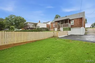 7262 MacKenzie Rd, Affton, MO 63123 - Photo 39