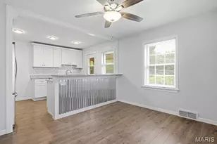 7262 MacKenzie Rd, Affton, MO 63123 - Photo 9