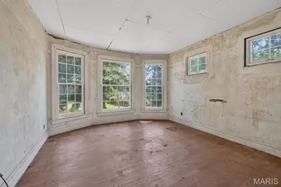 345 Tiffin Avenue, Ferguson, MO 63135 - Photo 7