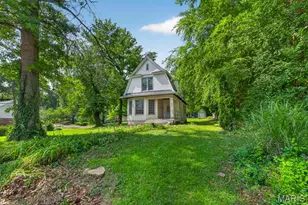 345 Tiffin Ave, Ferguson, MO 63135 - Photo 3