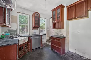 345 Tiffin Ave, Ferguson, MO 63135 - Photo 11