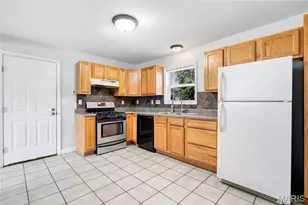 503 Eggering Dr, O'Fallon, MO 63366 - Photo 9