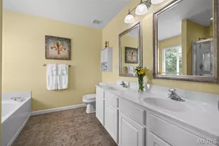3 Birchwood Ln Ct, Maryland Heights, MO 63043 - Photo 15