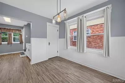 8905 Oneida, Saint Louis, MO 63114 - Photo 11