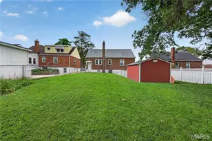 8905 Oneida, Saint Louis, MO 63114 - Photo 31