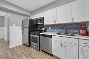 8905 Oneida, Saint Louis, MO 63114 - Photo 13