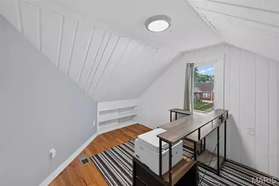 8905 Oneida, Saint Louis, MO 63114 - Photo 21