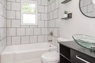 3651 Hilleman Ave, Saint John, MO 63114 - Photo 15