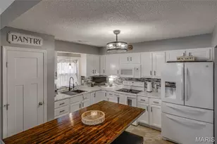 1134 Spruce St, Bismarck, MO 63624 - Photo 5