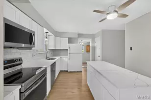 11150 Yellowstone Dr, Saint Louis, MO 63146 - Photo 13