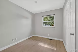 11150 Yellowstone Dr, Saint Louis, MO 63146 - Photo 15