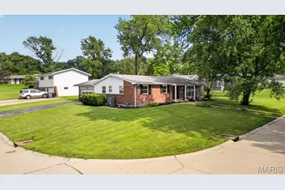 11150 Yellowstone Drive, Saint Louis, MO 63146 - Photo 3