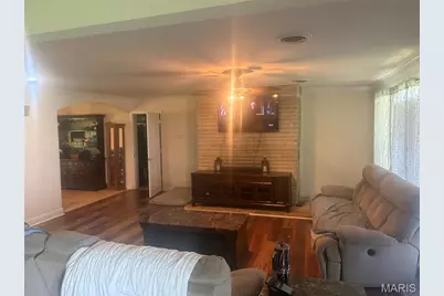 2707 N Service Road, Saint Clair, MO 63077 - Photo 5