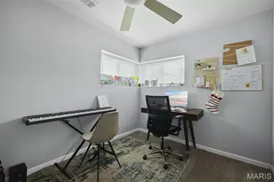 6830 Friarwood Dr, Saint Louis, MO 63134 - Photo 15