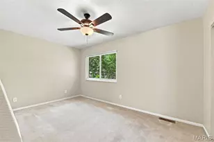 879 Portsdown Rd, Ballwin, MO 63011 - Photo 11