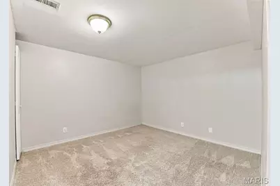 879 Portsdown Road, Ballwin, MO 63011 - Photo 17