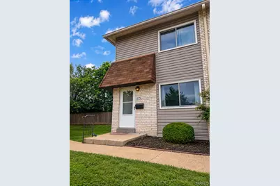 879 Portsdown Road, Ballwin, MO 63011 - Photo 1