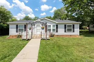 902 Pine St, Potosi, MO 63664 - Photo 1