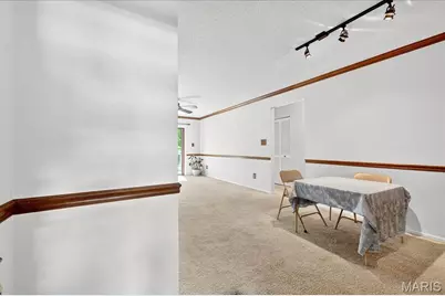 12952 Bryce Canyon Drive #B, Maryland Heights, MO 63043 - Photo 5