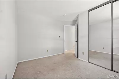 12952 Bryce Canyon Drive #B, Maryland Heights, MO 63043 - Photo 19