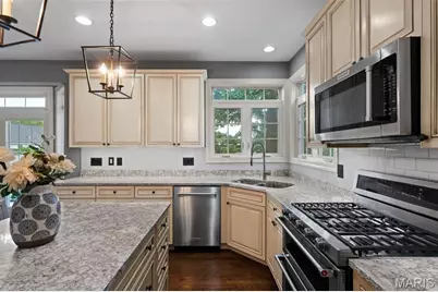 2159 Oak Drive, Crystal Lake Park, MO 63131 - Photo 7