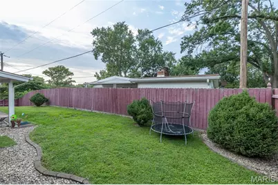 761 Chevron Drive, Saint Louis, MO 63125 - Photo 41