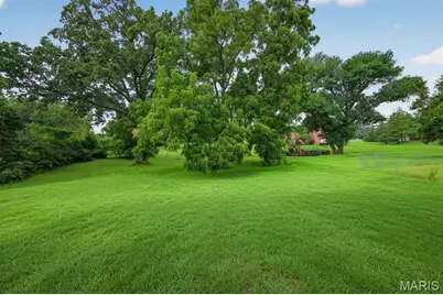 8555 Old Sappington Road, Saint Louis, MO 63126 - Photo 49