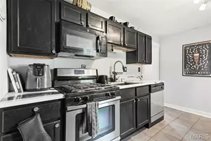 6807 Dale Ave, Saint Louis, MO 63139 - Photo 9