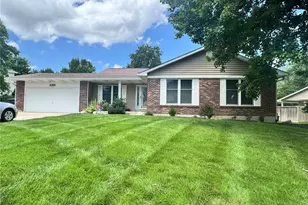 2316 Maple Tree St, Saint Peters, MO 63376 - Photo 1