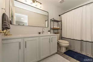 356 Carr Manor Ct, Ballwin, MO 63021 - Photo 25