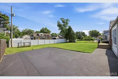 9921 Affton Place, Saint Louis, MO 63123 - Photo 23