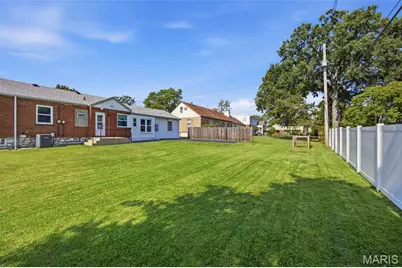 9921 Affton Place, Saint Louis, MO 63123 - Photo 19