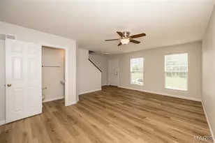 114 Willott Square Dr, Saint Peters, MO 63376 - Photo 7