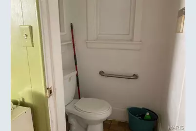 5121 Wicklow Place, Saint Louis, MO 63111 - Photo 9