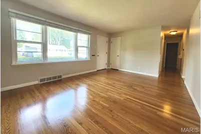 230 Monterey Drive, Florissant, MO 63031 - Photo 3