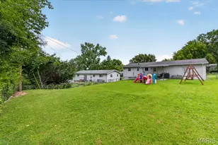 637 S Pam Ave, Saint Charles, MO 63301 - Photo 19