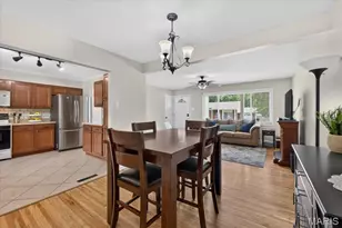 637 S Pam Ave, Saint Charles, MO 63301 - Photo 5