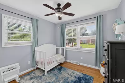 637 S Pam Avenue, Saint Charles, MO 63301 - Photo 13