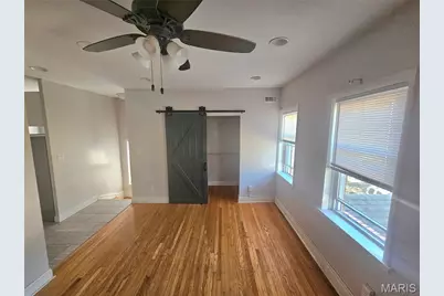4634 Ray Avenue, Saint Louis, MO 63116 - Photo 3
